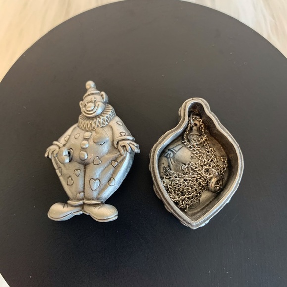 Silver Pewter Clown Jewelry Set - Picture 6 of 8
